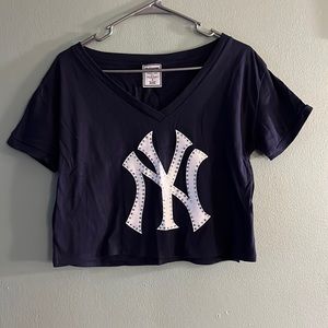 PINK Victoria’s Secret Yankees Crop Top